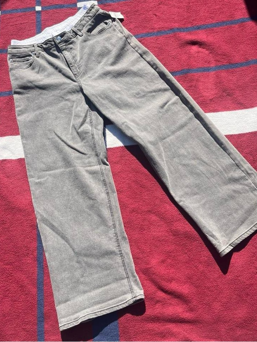 Bar III Going Out grey contrast waist wide leg jeans concrete wash Women's 14